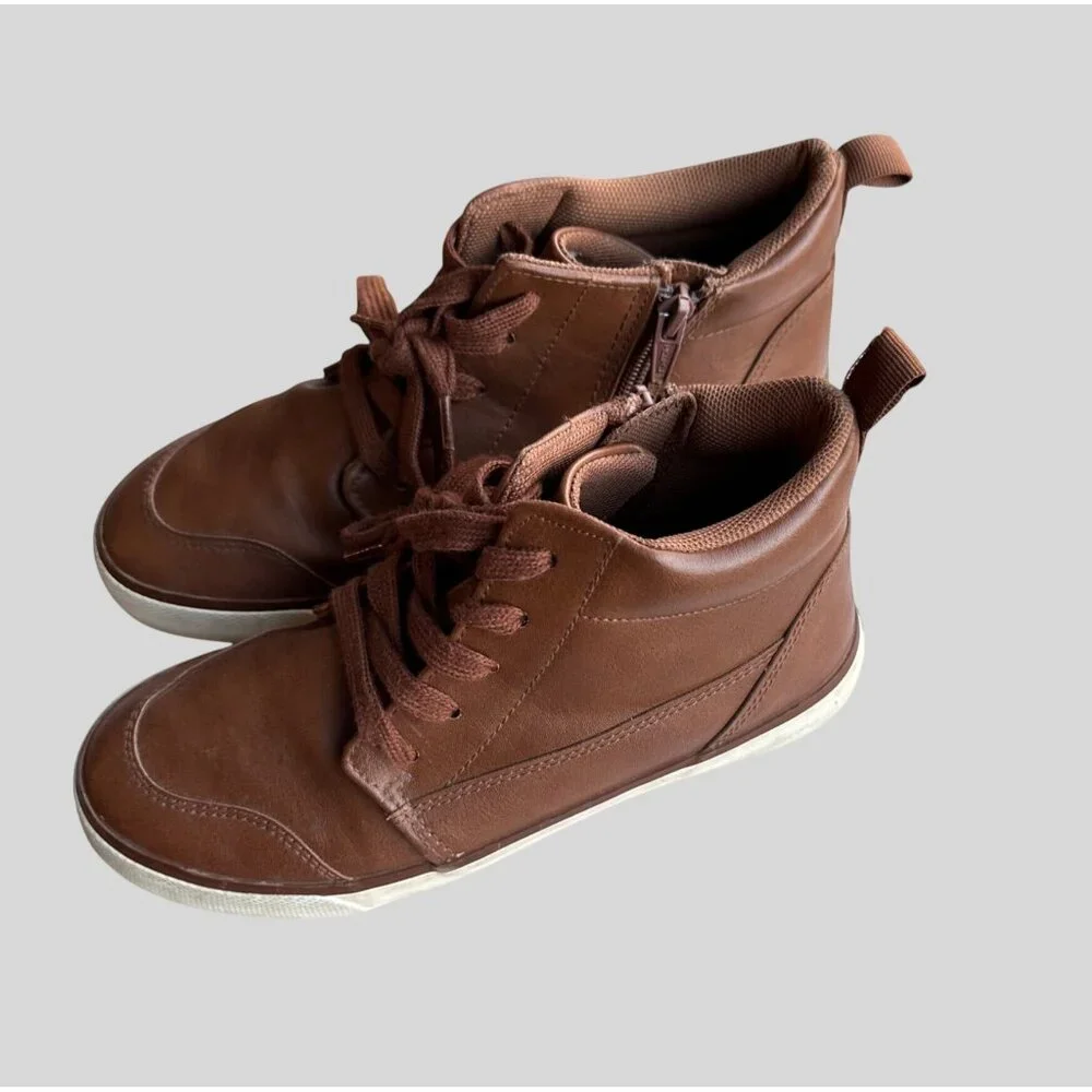 Boys Brown Faux Leather High-Top Sneakers With Side Zipper & Lace-Up Size 5